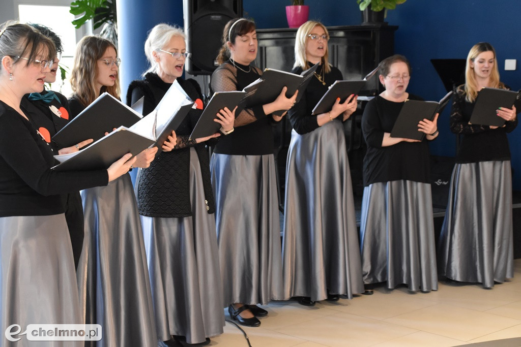 Patriotyczny koncert Chóru Collegium Cantorum w Rondzie