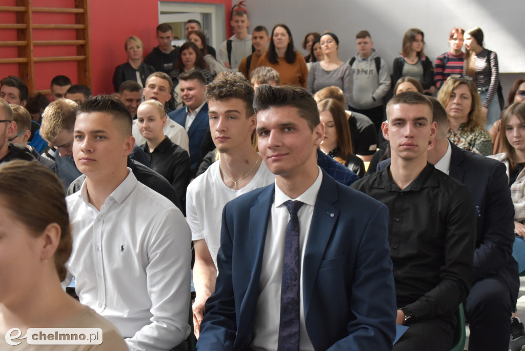 Fotorelacja z zakończenia szkoły uczniów ZS CKZ w Grubnie