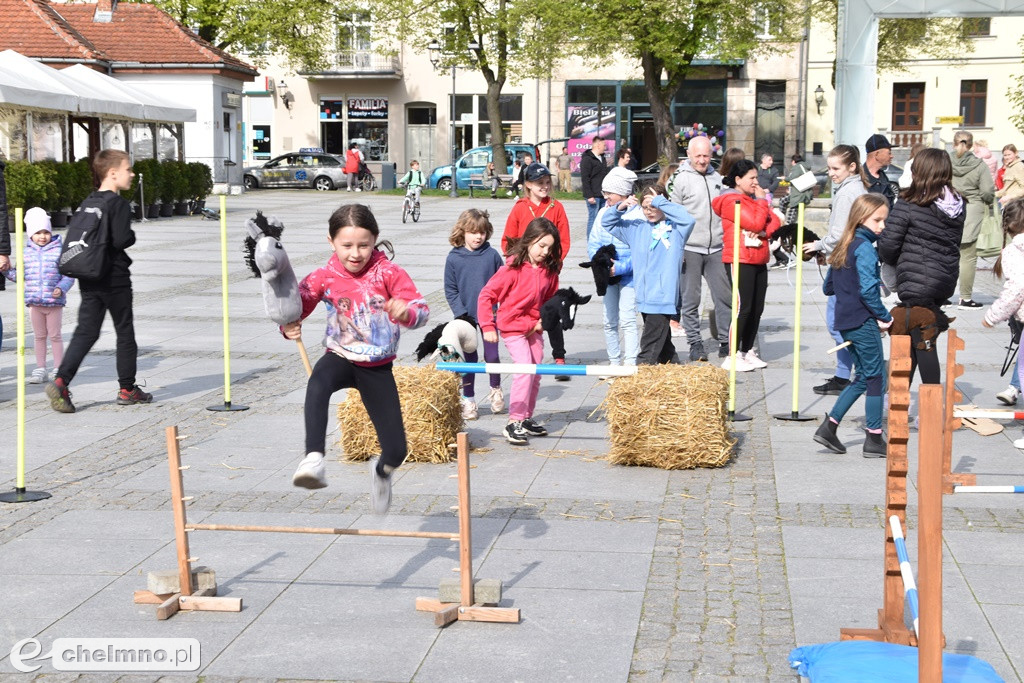 Tłumy mieszkańców przybyły na Rynek, by wesprzeć Paulinę