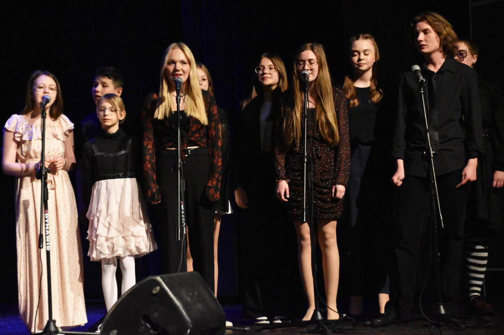 To był piękny recital uczestników zajęć wokalnych