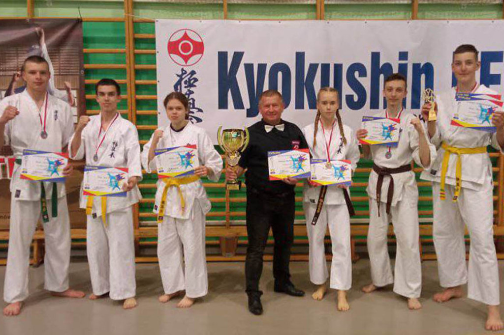 Wysyp medali na Mistrzostwach dla chełmińskich karateków