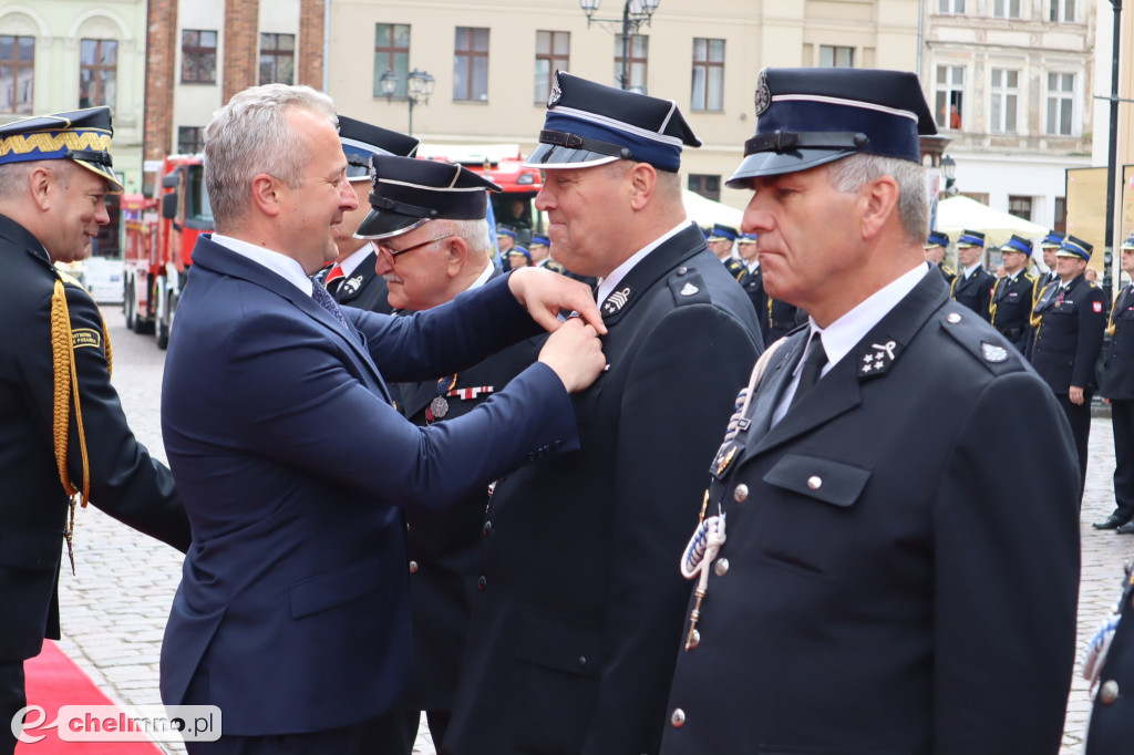 Chełmińscy strażacy wyróżnieni za długoletnią służbę
