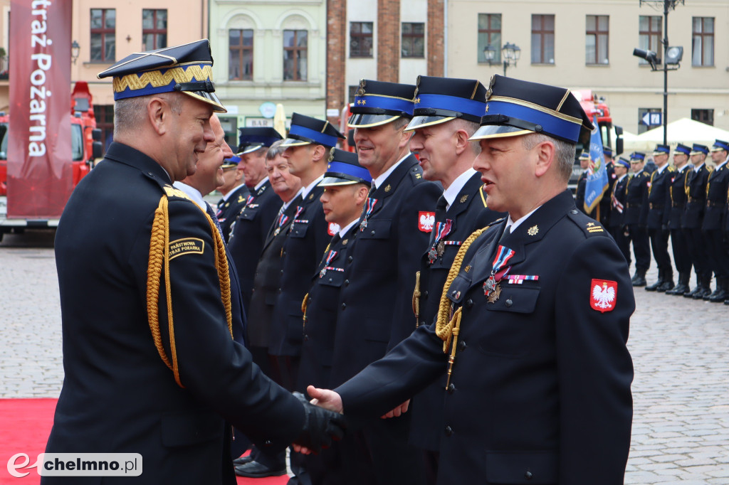 Chełmińscy strażacy wyróżnieni za długoletnią służbę