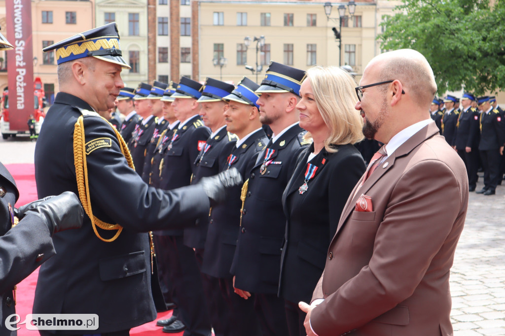 Chełmińscy strażacy wyróżnieni za długoletnią służbę