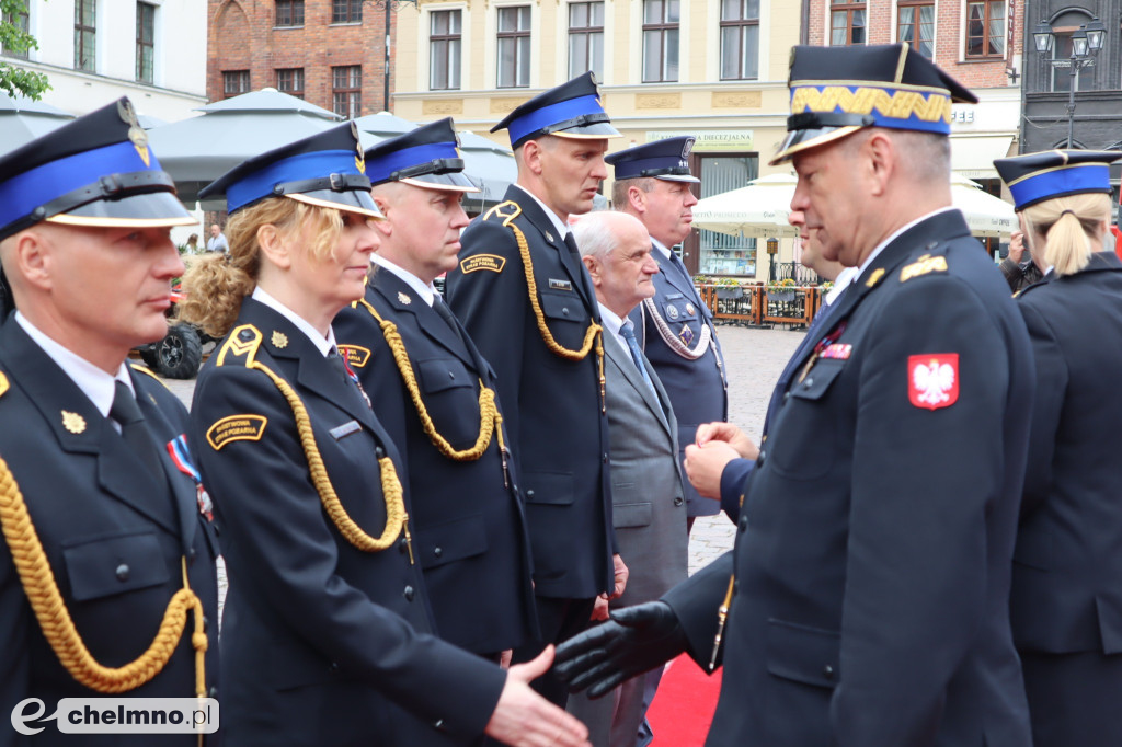 Chełmińscy strażacy wyróżnieni za długoletnią służbę