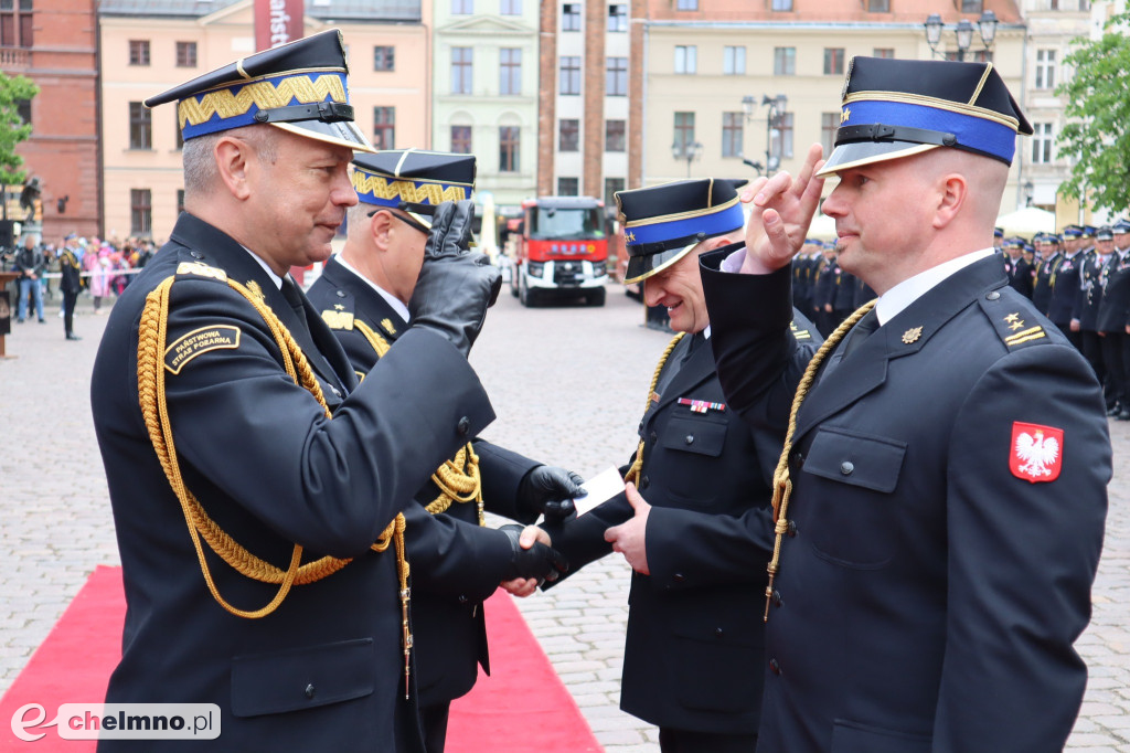 Chełmińscy strażacy wyróżnieni za długoletnią służbę