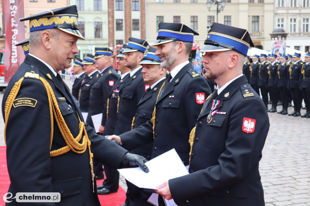 Chełmińscy strażacy wyróżnieni za długoletnią służbę