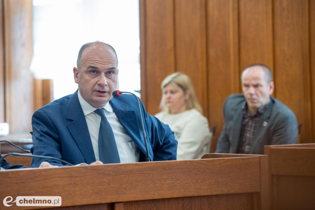 Wotum zaufania i absolutorium dla zarządu województwa