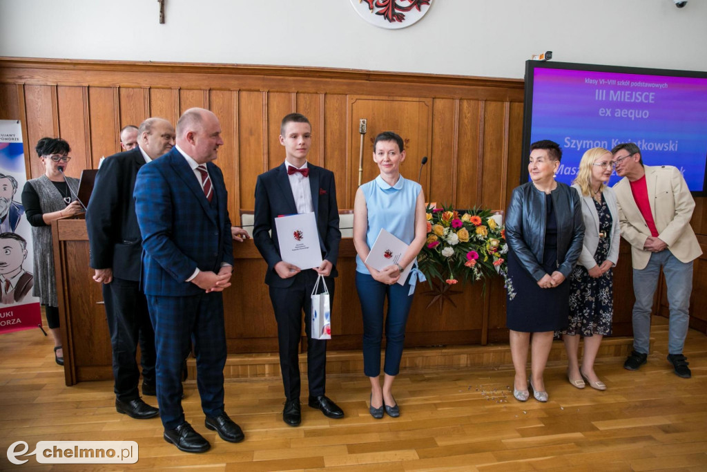 Gratulujemy laureatom konkursów o naukowych gigantach regionu