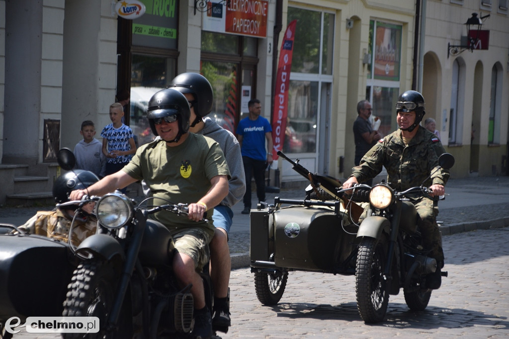 Uczestnicy X Zlotu Szlakiem Twierdzy Chełmno przybyli na Rynek