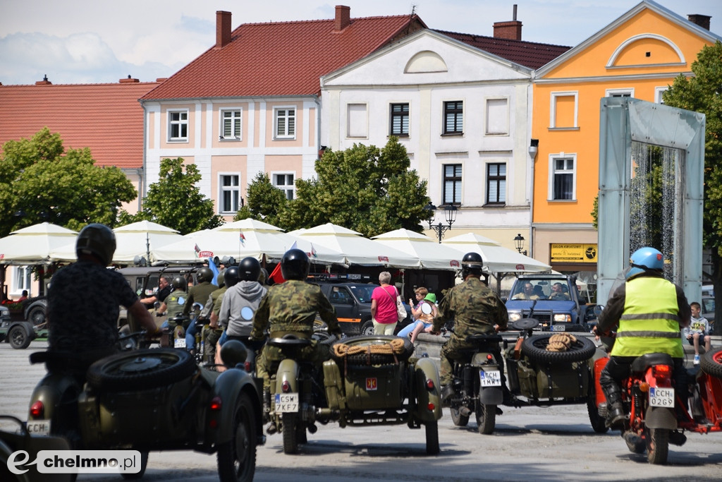 Uczestnicy X Zlotu Szlakiem Twierdzy Chełmno przybyli na Rynek