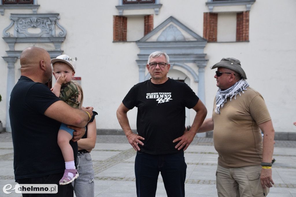 Uczestnicy X Zlotu Szlakiem Twierdzy Chełmno przybyli na Rynek