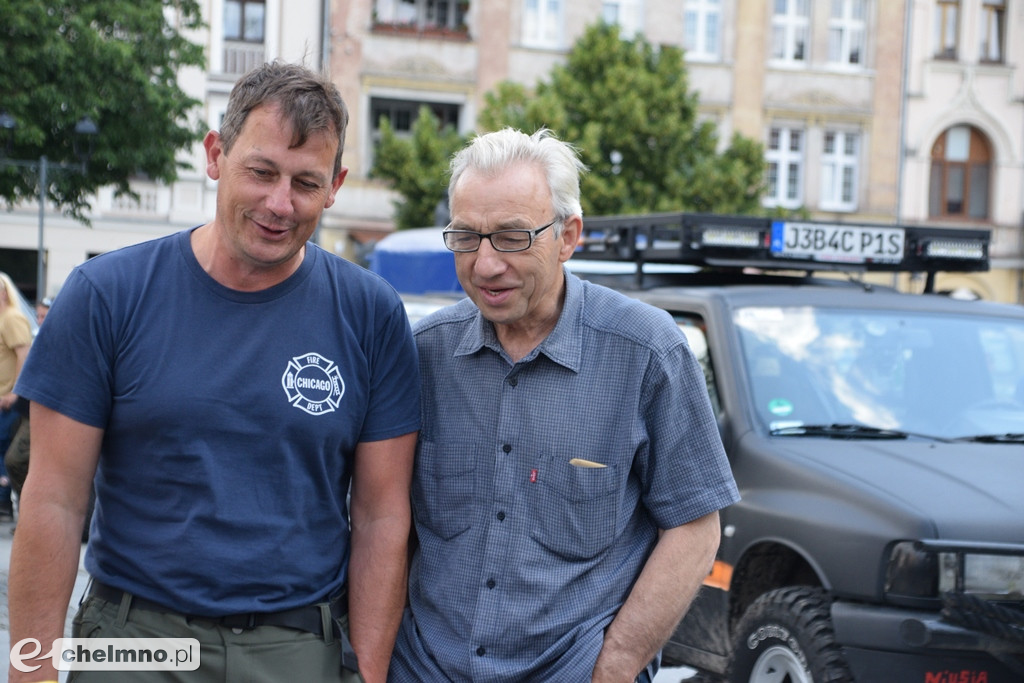 Uczestnicy X Zlotu Szlakiem Twierdzy Chełmno przybyli na Rynek