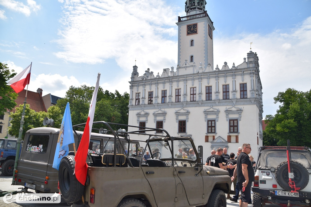 Uczestnicy X Zlotu Szlakiem Twierdzy Chełmno przybyli na Rynek