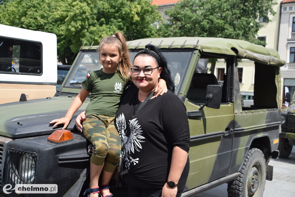Uczestnicy X Zlotu Szlakiem Twierdzy Chełmno przybyli na Rynek