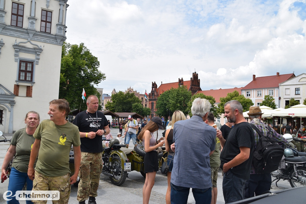 Uczestnicy X Zlotu Szlakiem Twierdzy Chełmno przybyli na Rynek