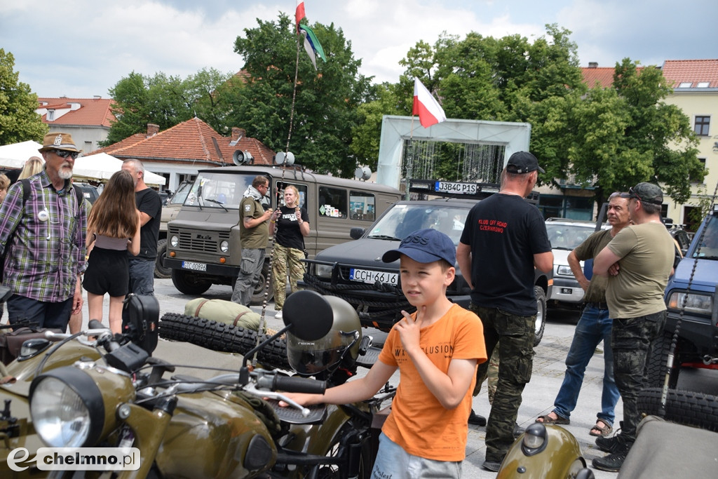 Uczestnicy X Zlotu Szlakiem Twierdzy Chełmno przybyli na Rynek