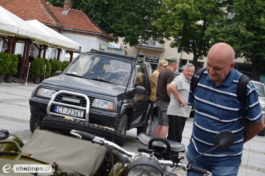 Uczestnicy X Zlotu Szlakiem Twierdzy Chełmno przybyli na Rynek