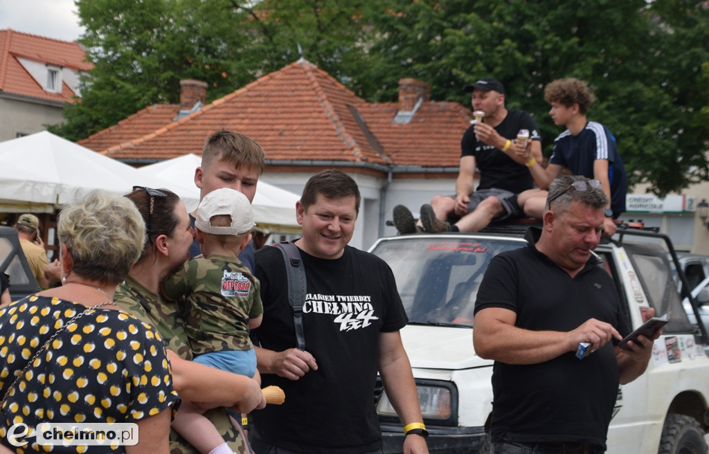 Uczestnicy X Zlotu Szlakiem Twierdzy Chełmno przybyli na Rynek