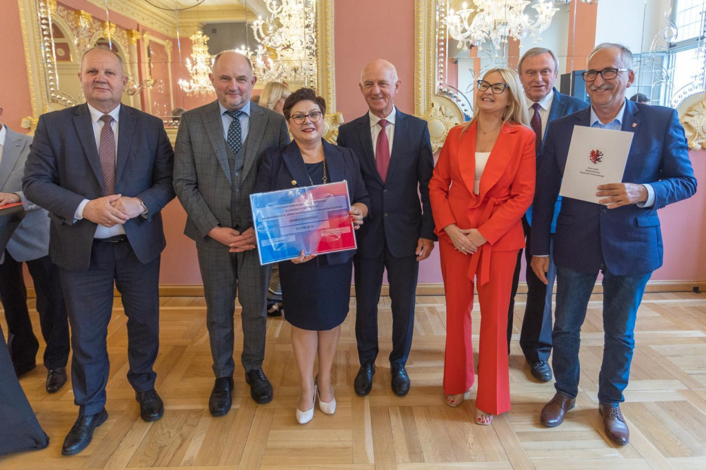 Dotacje na drogi dojazdowe do gruntów rolnych