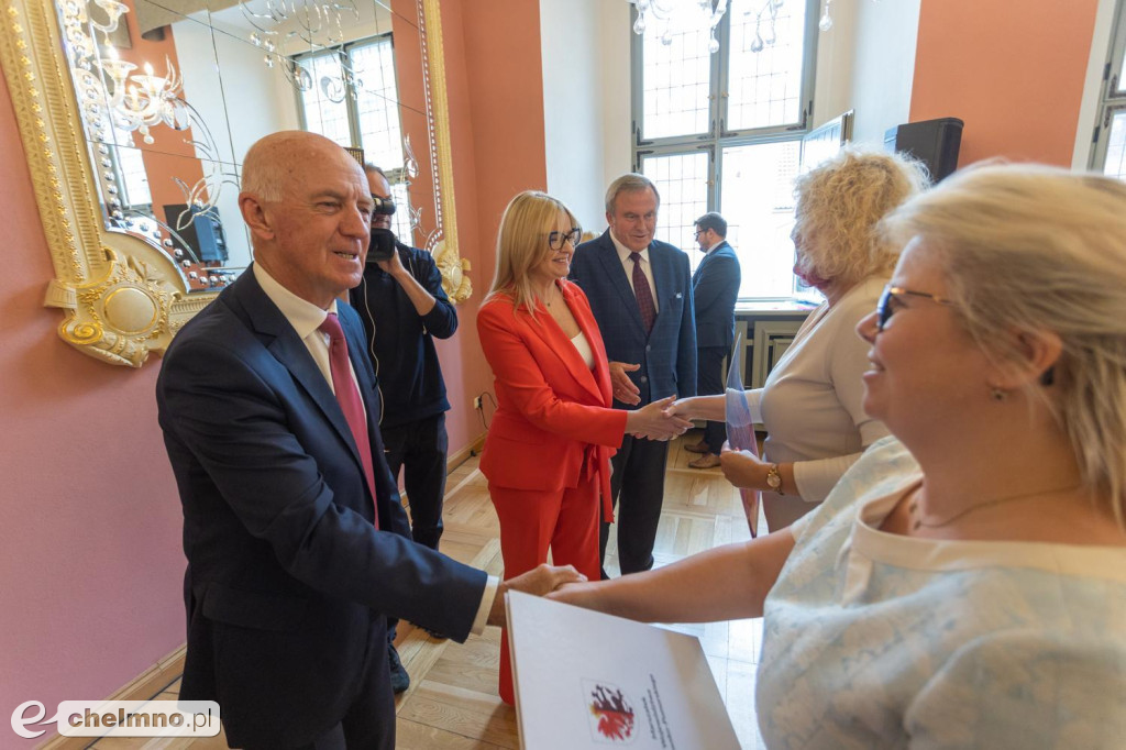 Dotacje na drogi dojazdowe do gruntów rolnych