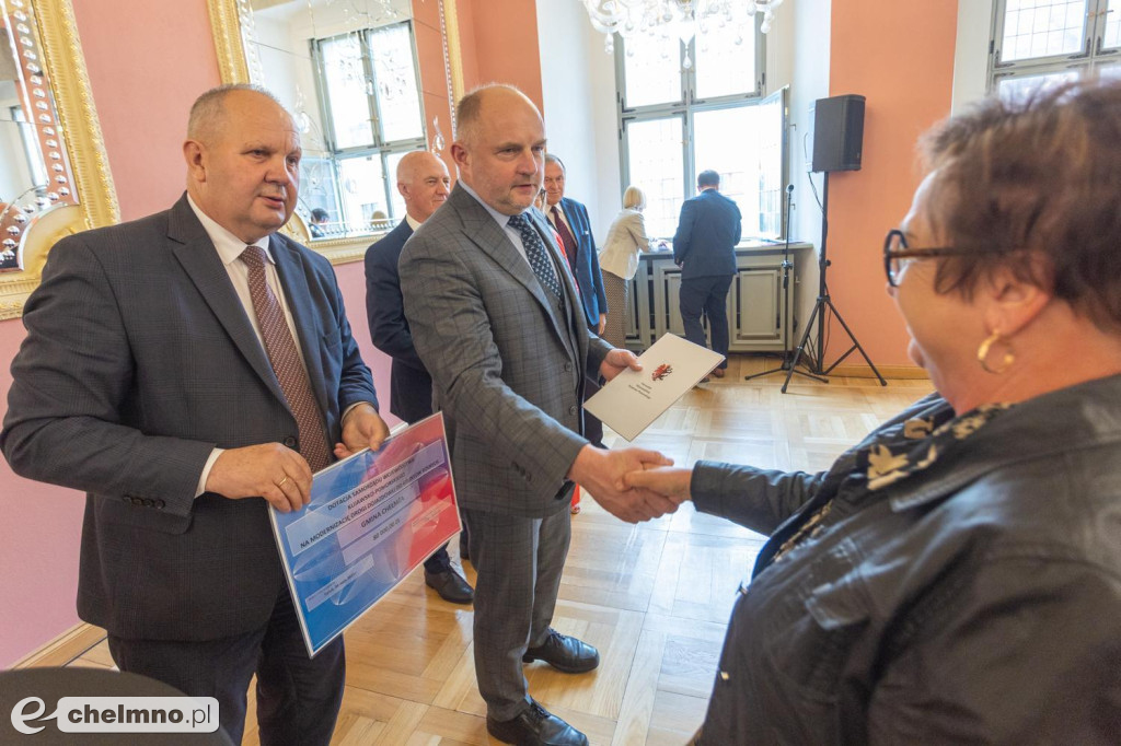 Dotacje na drogi dojazdowe do gruntów rolnych