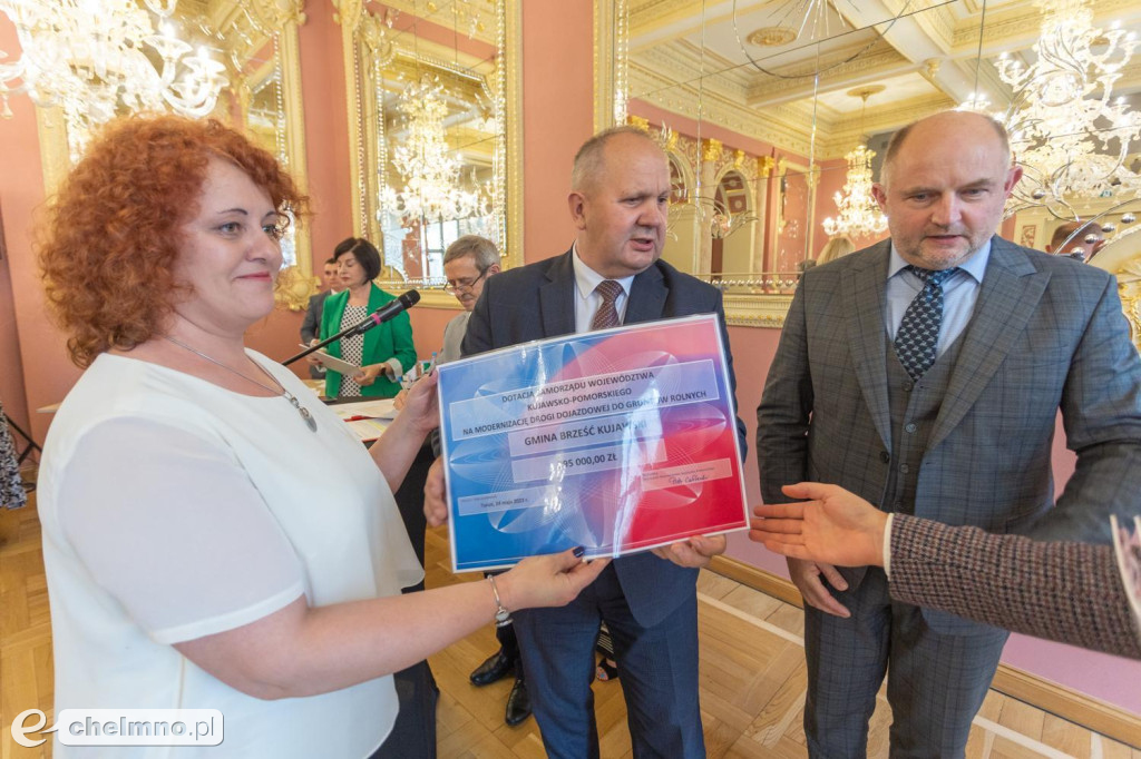 Dotacje na drogi dojazdowe do gruntów rolnych