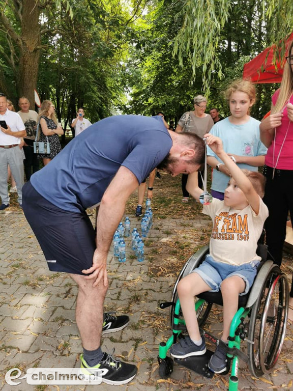 Tłumy osób bawiły się na imprezie charytatywnej dla Szymona
