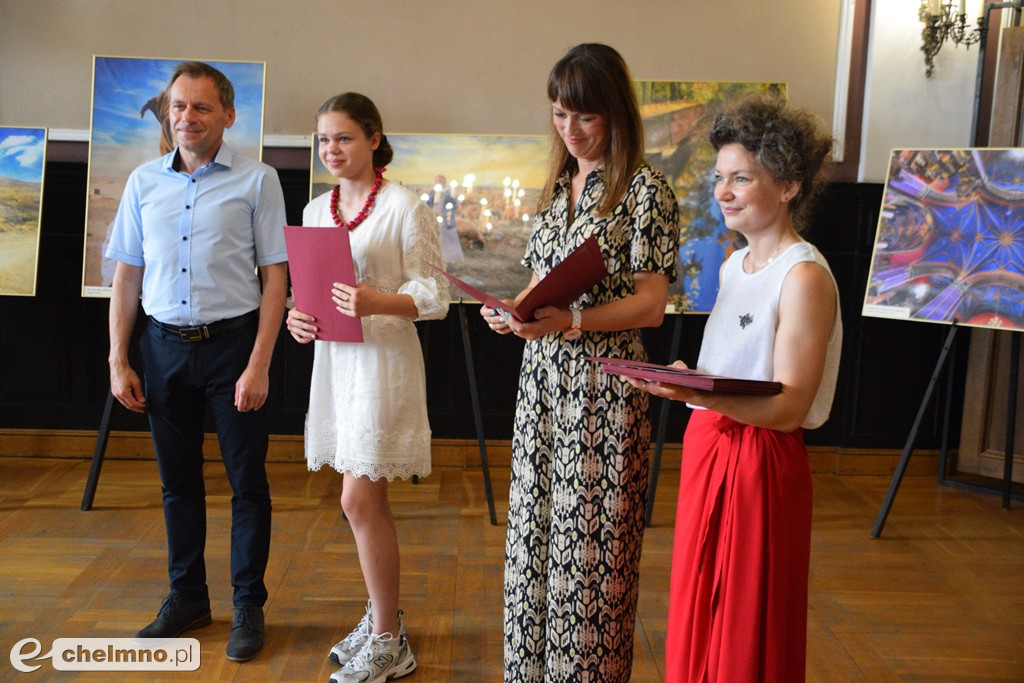 Nagrody Burmistrza dla uczniów z najlepszymi wynikami