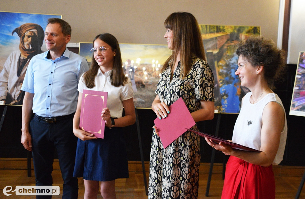 Nagrody Burmistrza dla uczniów z najlepszymi wynikami