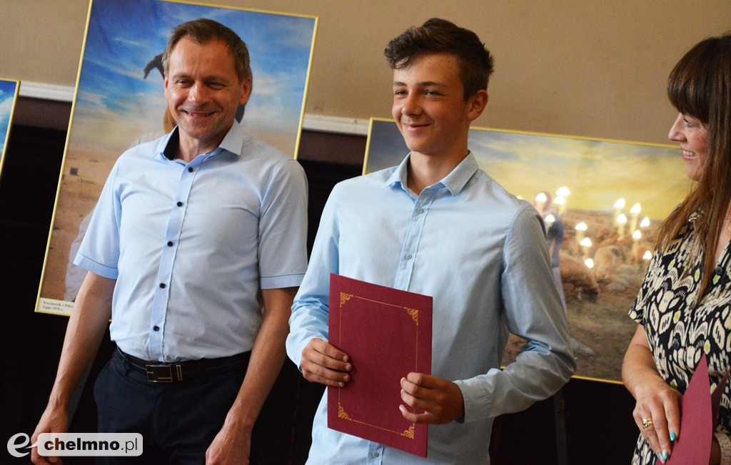 Nagrody Burmistrza dla uczniów z najlepszymi wynikami