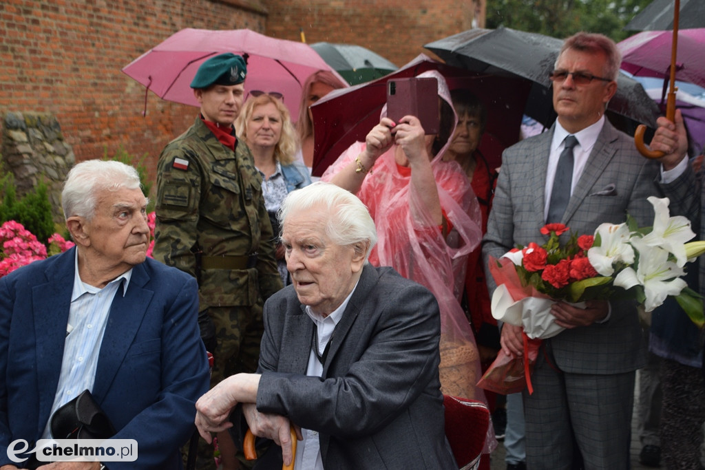Święto 66 Kaszubskiego Pułku Piechoty przed Pomnikiem Kaszubskim