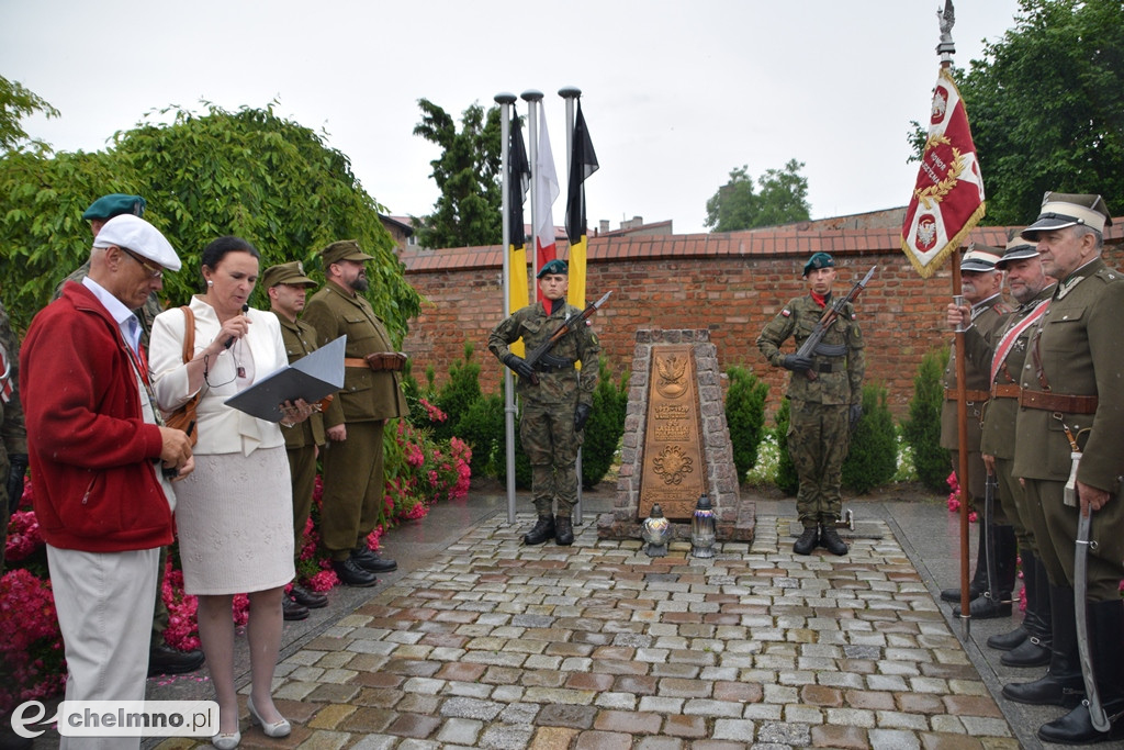 Święto 66 Kaszubskiego Pułku Piechoty przed Pomnikiem Kaszubskim