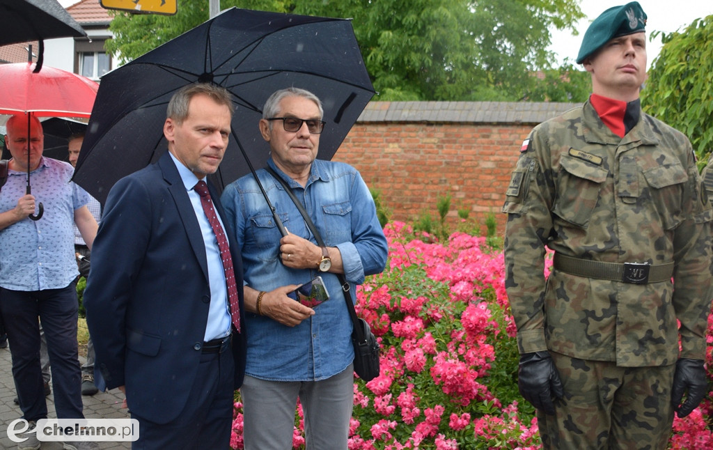 Święto 66 Kaszubskiego Pułku Piechoty przed Pomnikiem Kaszubskim