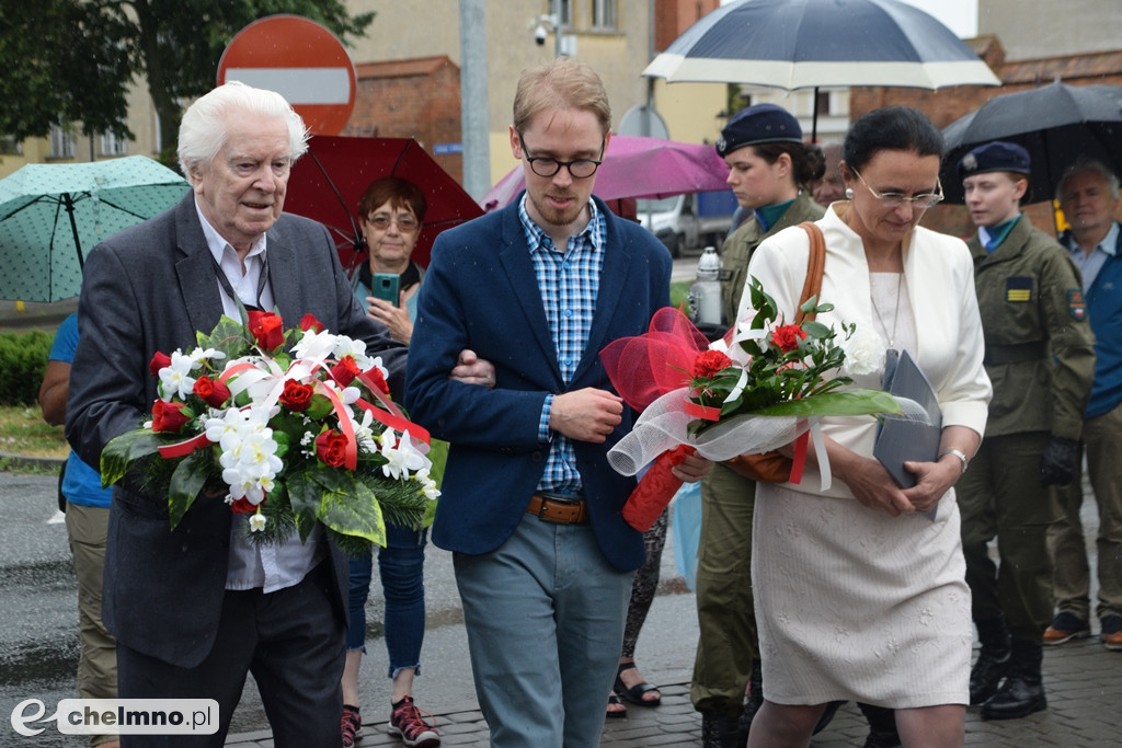 Święto 66 Kaszubskiego Pułku Piechoty przed Pomnikiem Kaszubskim