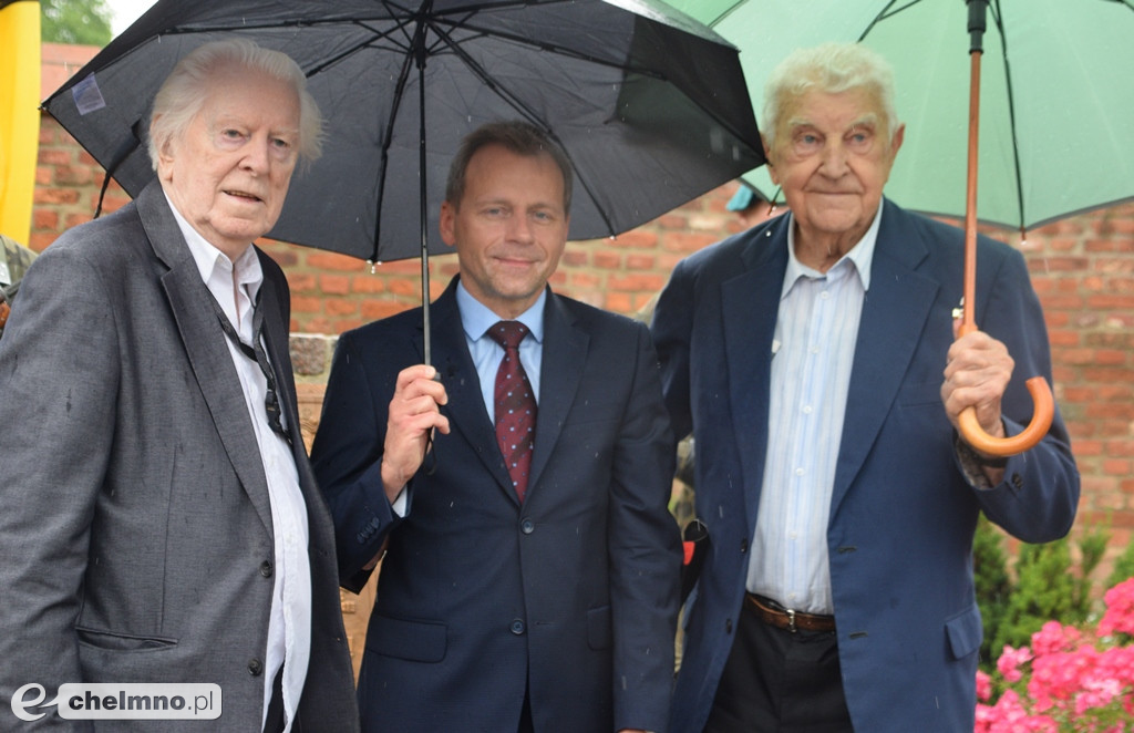 Święto 66 Kaszubskiego Pułku Piechoty przed Pomnikiem Kaszubskim