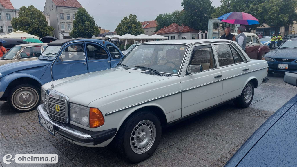 Szlakiem Kopernikowskim- zlot zabytkowych aut w Chełmnie