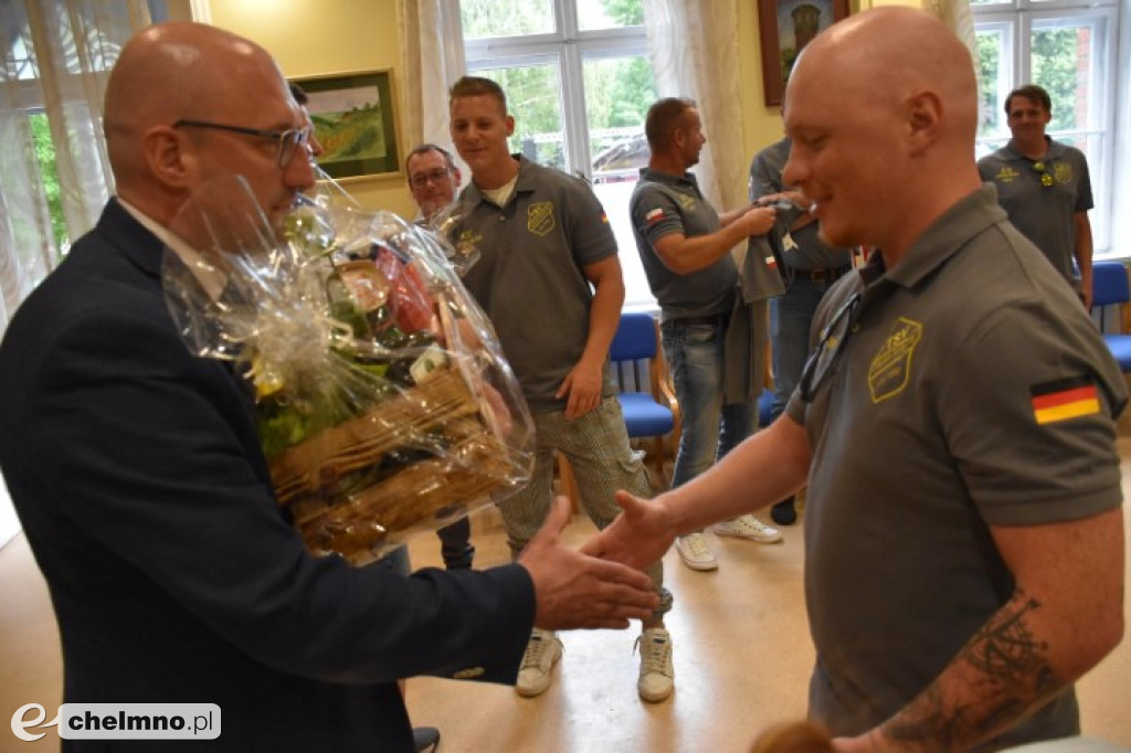 Tak się bawił Unisław pierwszego dnia!