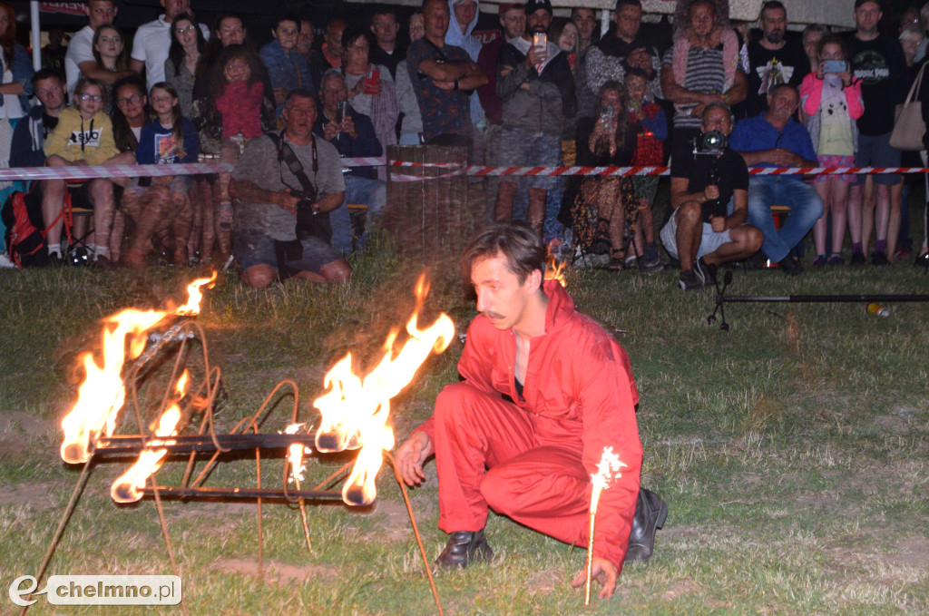 Efektowny pokaz Fire Show nad Jeziorem Starogrodzkim