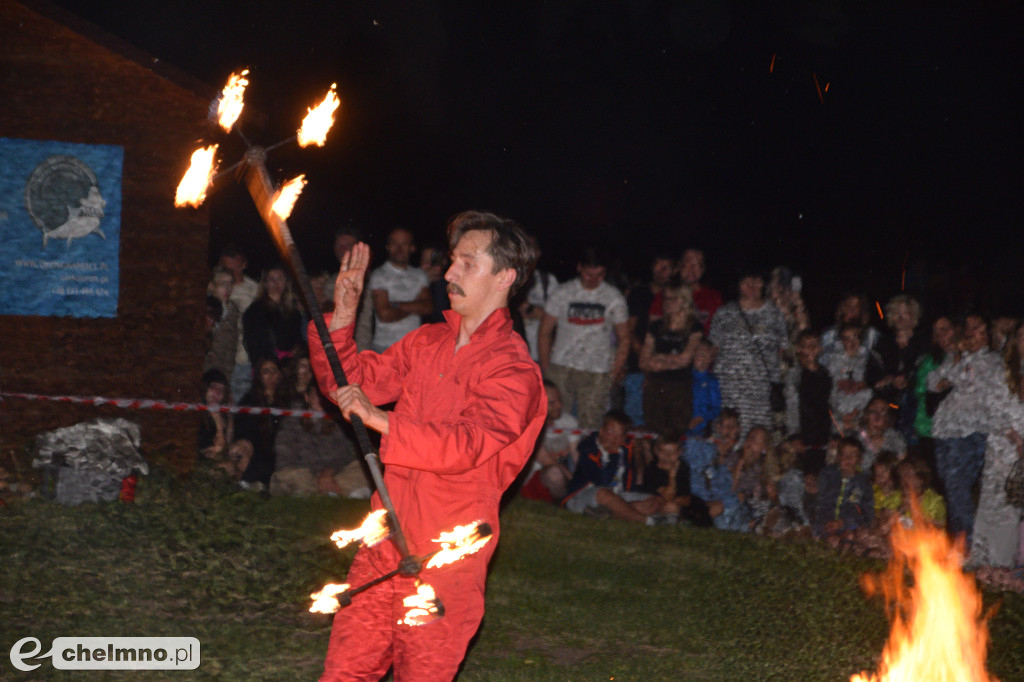 Efektowny pokaz Fire Show nad Jeziorem Starogrodzkim