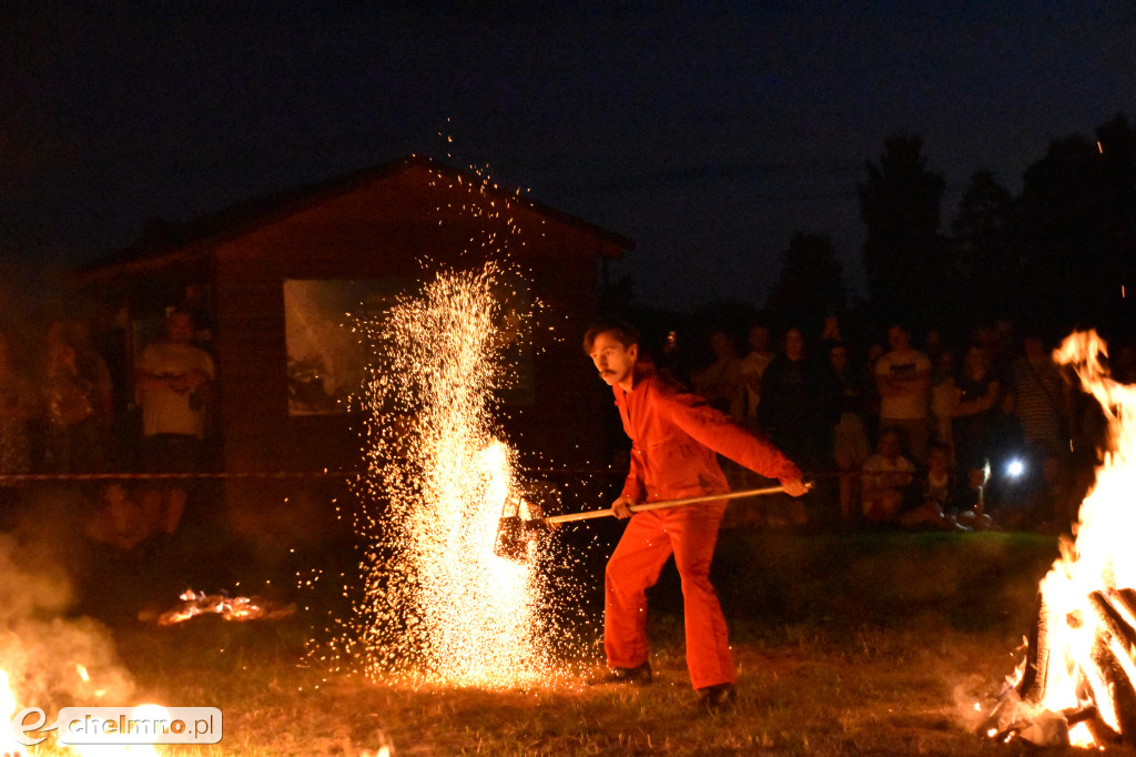 Efektowny pokaz Fire Show nad Jeziorem Starogrodzkim