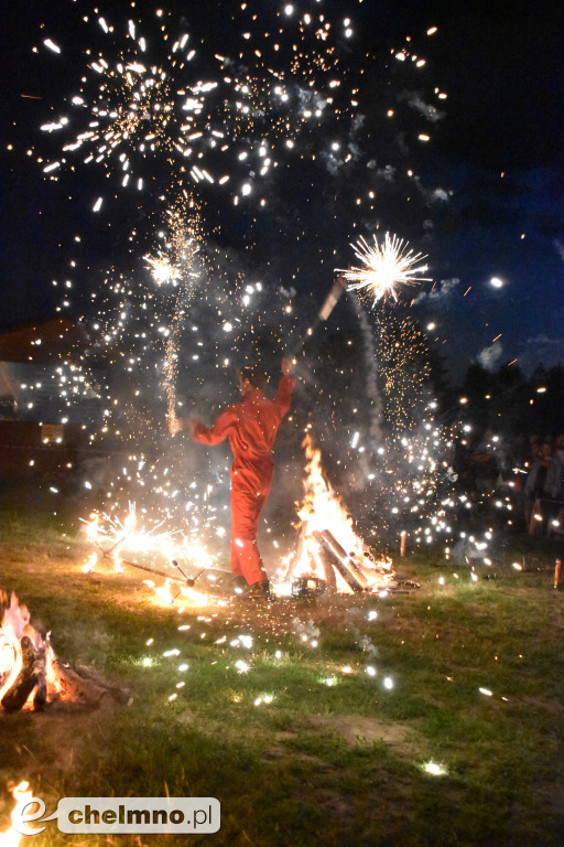 Efektowny pokaz Fire Show nad Jeziorem Starogrodzkim