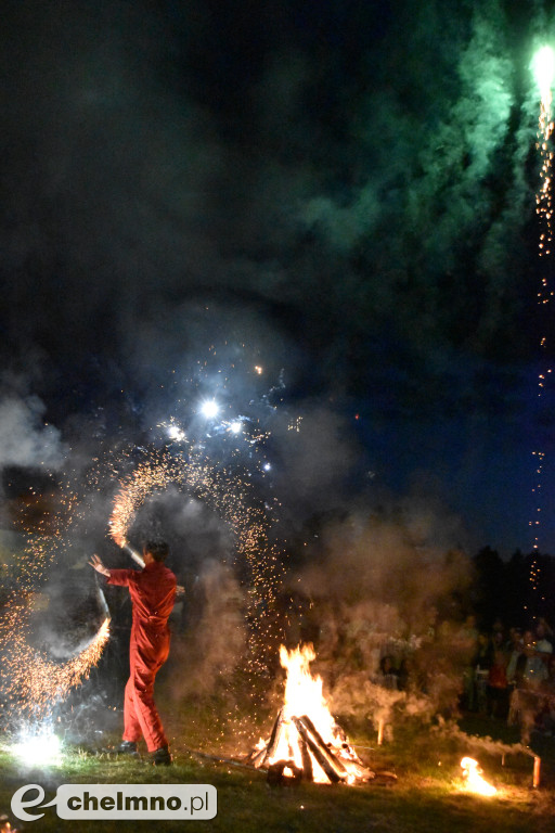 Efektowny pokaz Fire Show nad Jeziorem Starogrodzkim