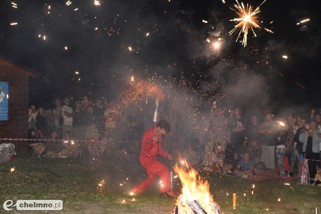 Efektowny pokaz Fire Show nad Jeziorem Starogrodzkim