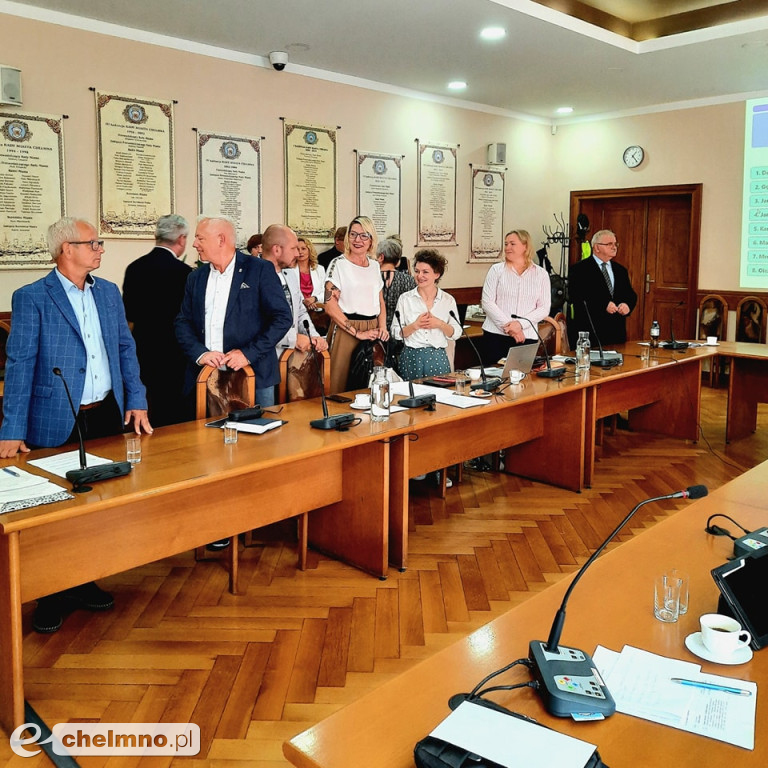 Burmistrz Artur Mikiewicz z absolutorium