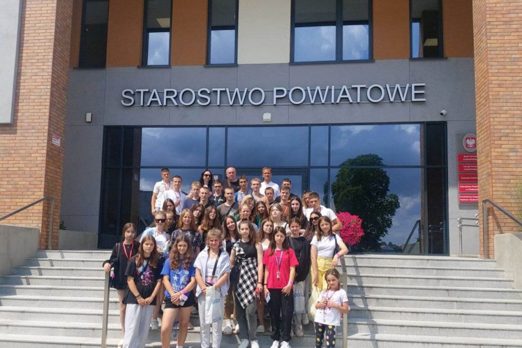 Odwiedziny dzieci i młodzieży z klubu sportowego IVAZAR