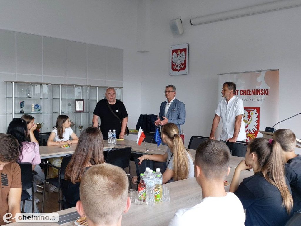 Odwiedziny dzieci i młodzieży z klubu sportowego IVAZAR