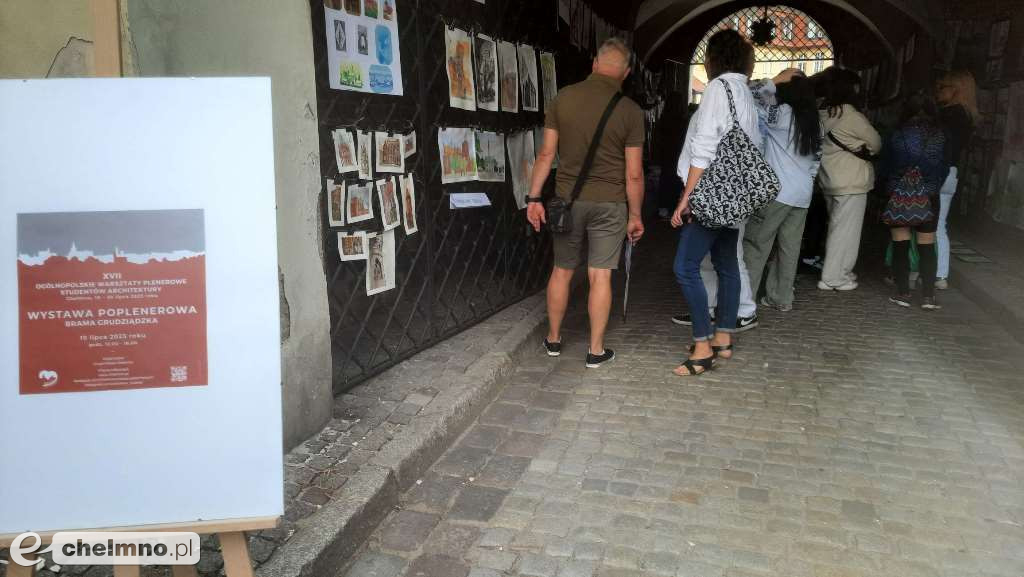 Wystawa poplenerowa prac studentów w Bramie Grudziądzkiej