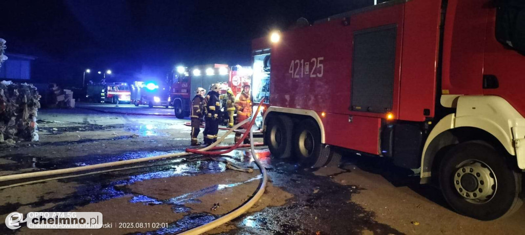 Pożar na składowisku odpadów w Osnowie