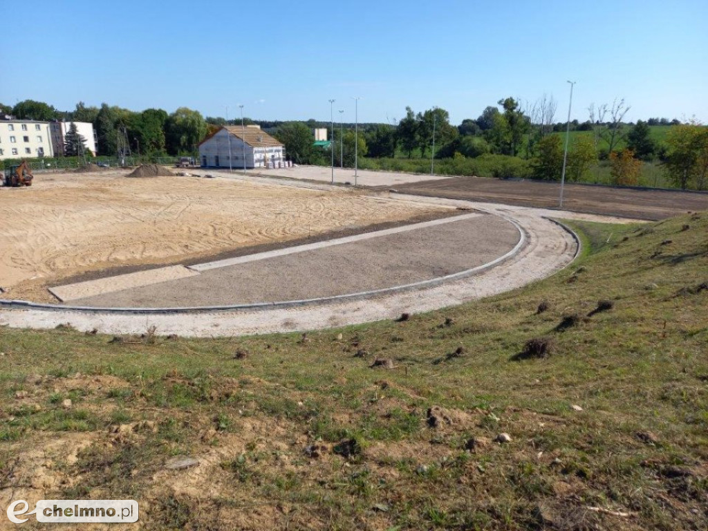 Trwa budowa wielofunkcyjnej infrastruktury sportowej w ZS CKZ w Grubnie